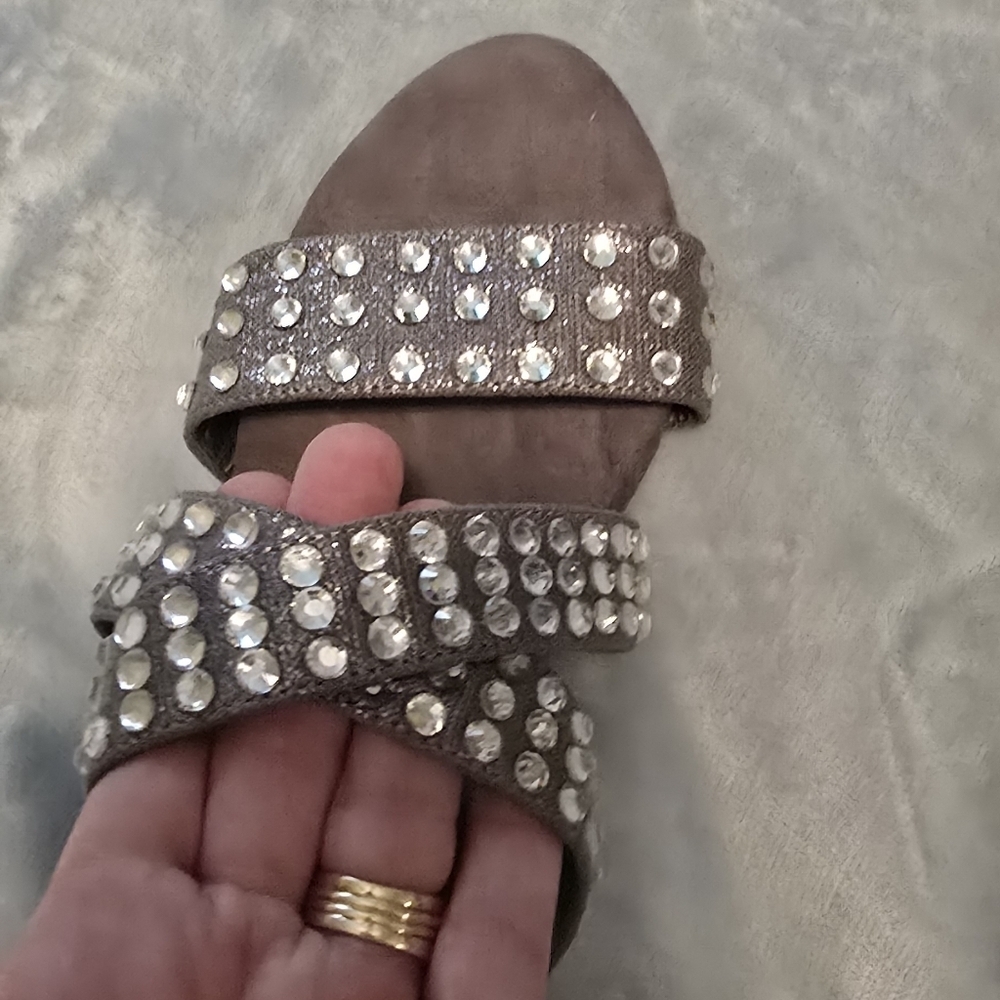 Joan Boyce Gray Mirrored Low Wedge Sandal with Rhinestones  Size 7 (#8) - Picture 3 of 13